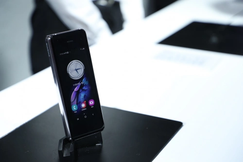 新品三星w20205g11月上市