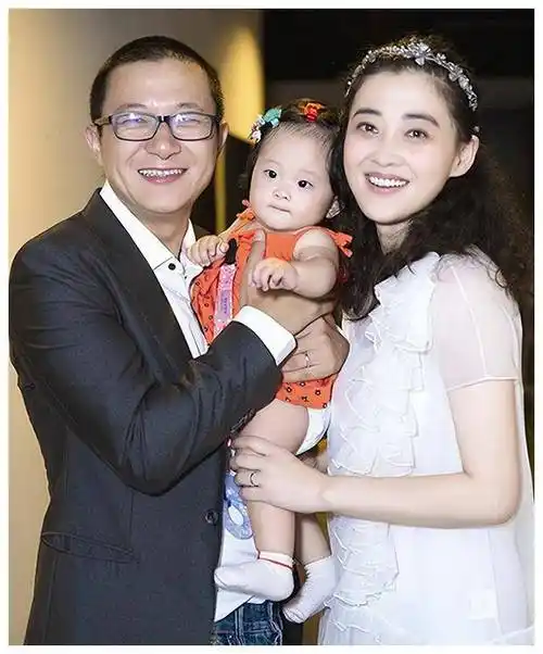 王秀娥的老公,最帅气!_刘琳_剧中_江德华