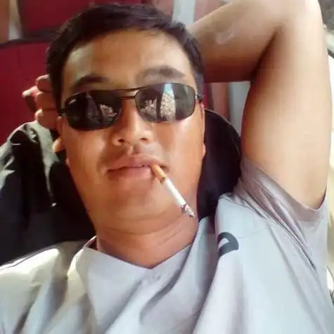 80后大叔头像图片搞笑