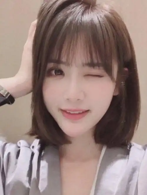 最火的女生短发发型甜美减龄可甜可咸