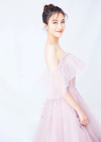 id="gntwptlk68">王黎雯,1985年10月27日出生于重庆市,中国内地女演员