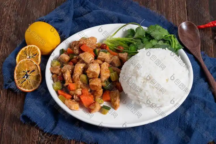 餐饮美食宫爆鸡丁盖饭