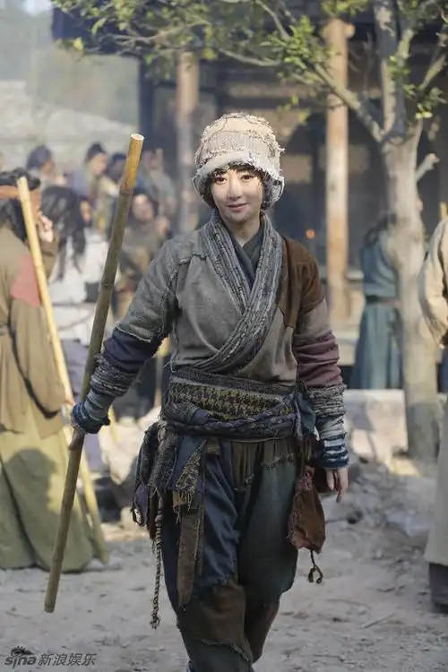 组图:新《神雕》曝陈紫函乞丐装剧照 变身打女_高清图集_新浪网