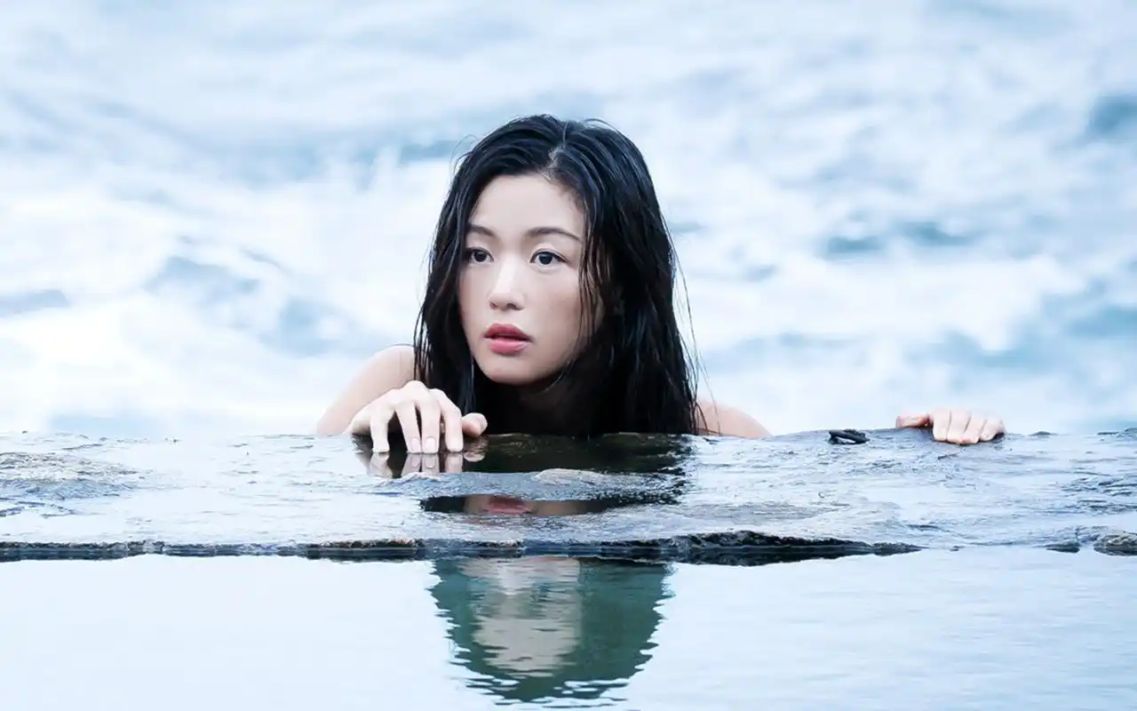 全智贤《蓝色大海的传说》唯美剧照图片桌面壁纸