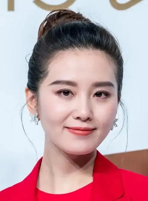 原创眼睛好看的女明星,有哪位盖特到你了