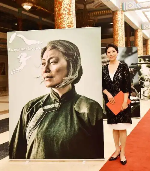 67八子今日上映岳红含泪盼儿归