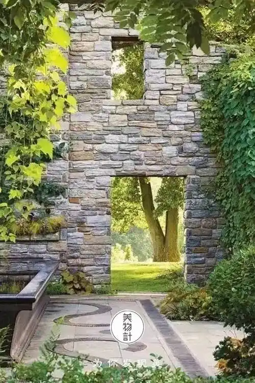 一面石头墙,美了整个院子