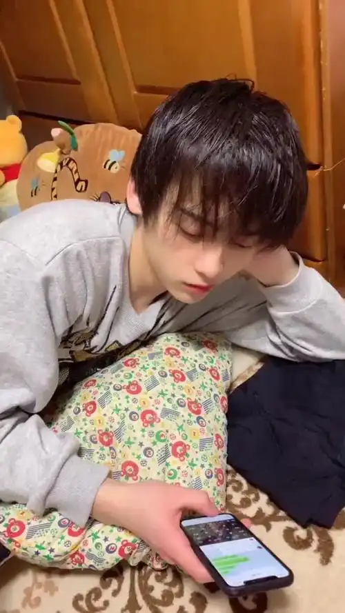 【日系美少年合集】还有什么比看17岁的弟弟更让人开心!