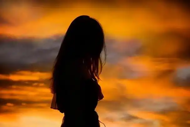 伤心句子表达心情失落发朋友圈表达无奈心情的朋友圈