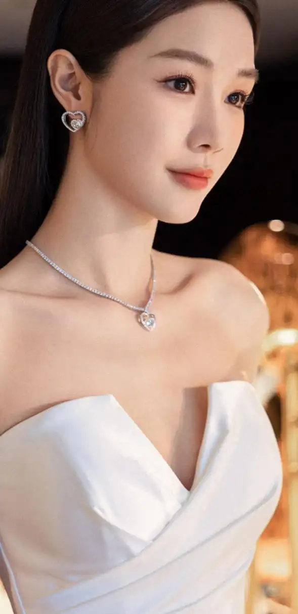 张楠白礼服写真