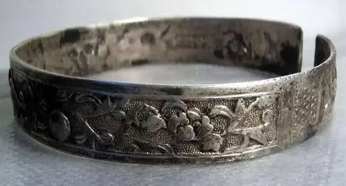 银氧化了如何清洗这几个小妙招还是蛮管用的