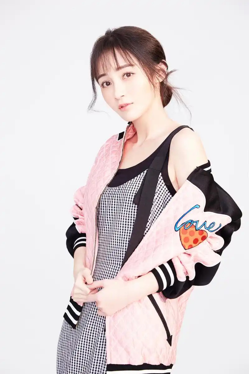 明星壁纸分享—姚笛