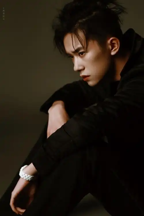 2021易烊千玺上海演唱会门票门票要多少钱附门票购买地址