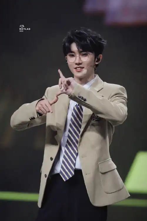 motlad嘉祺如梦-马嘉祺