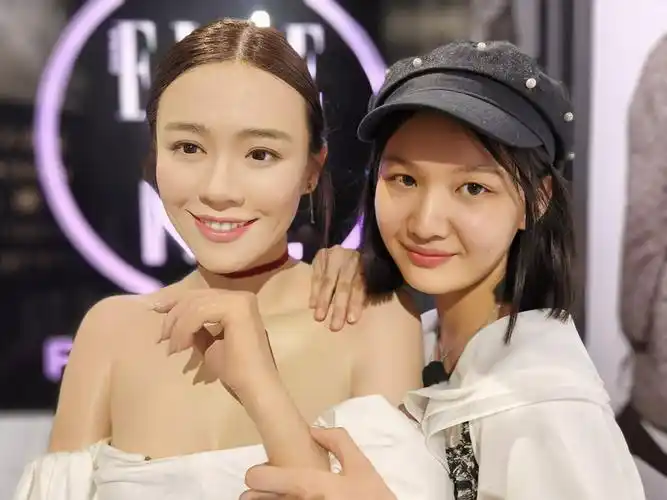 上海杜莎夫人蜡像馆,走进明星近距离拍照,瞬间变成了小迷妹.