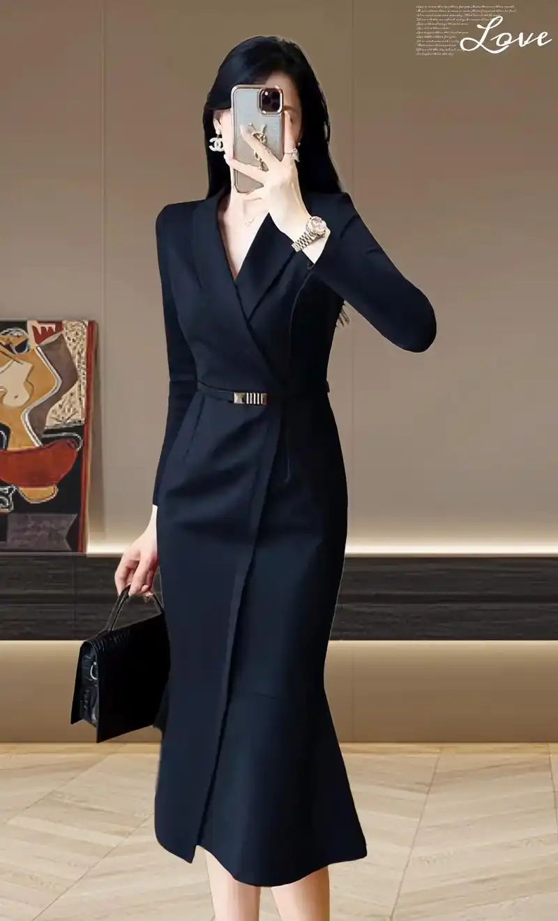 姐妹们,高级感秋冬季职业连衣裙气质女装o l通勤修身中长款裙 - 抖音