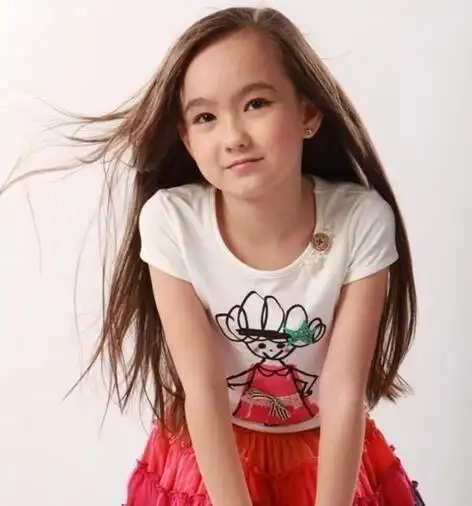 香奈儿中美混血童星