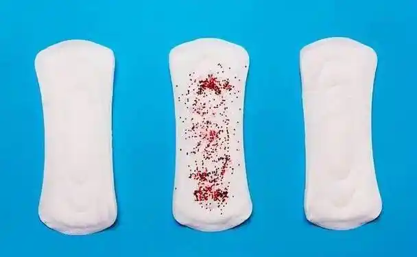 此外,还可以观察月经的颜色.