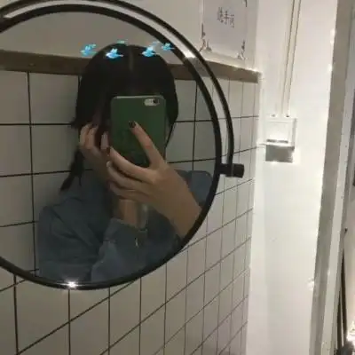 颜沫:挡脸女头_女生头像_我要个性网