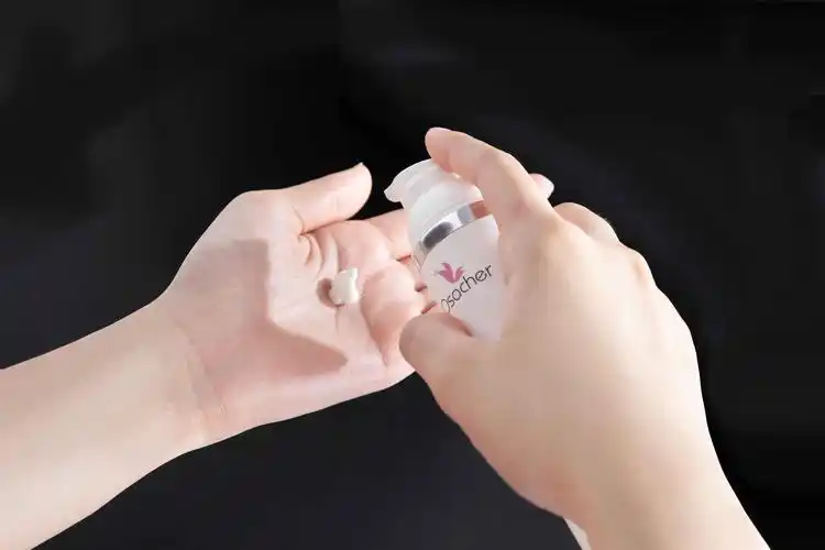 osacher 欧莎洁的护手霜的包装设计的特别好,每