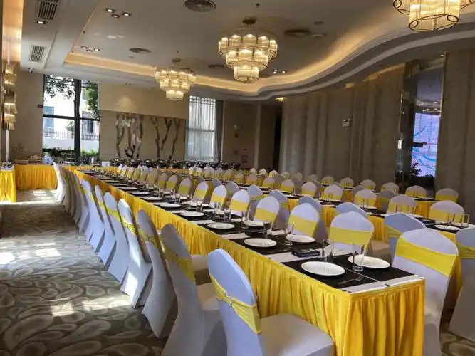 以及食材配送,宴会厅租赁,宴会物料租赁.