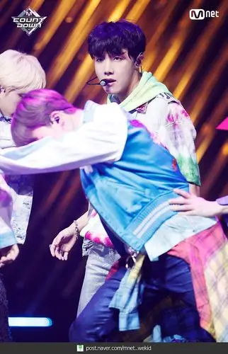 j-hope 郑号锡 bts 防弹少年团 20180830 m!