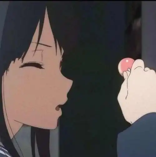 情侣头像看不出来在谈恋爱的情头