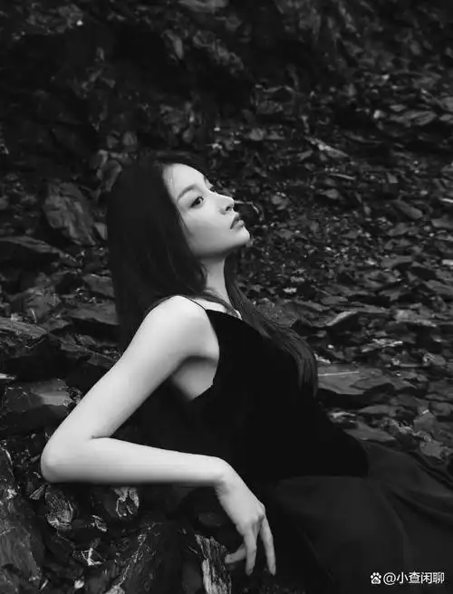 美女禁欲系高级感美女高启兰()-航天关注资讯