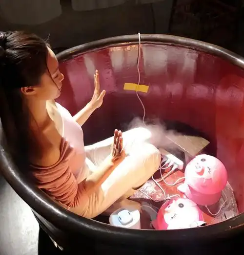 女星沐浴这么想入非非的戏竟然是这么拍的!