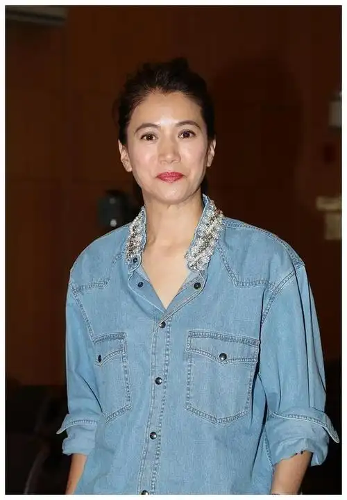 明星育儿观:张智霖打儿子,袁咏仪赔礼道歉|胭脂被称追妻大厂长_手机