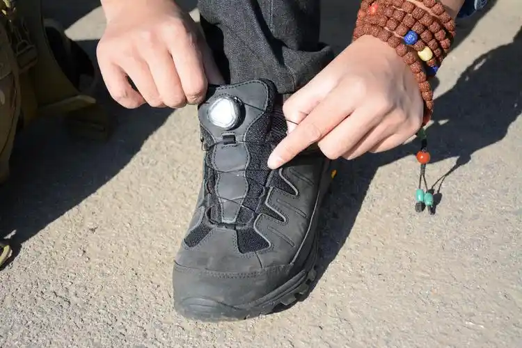 龙牙追击者城市战术通勤鞋测评