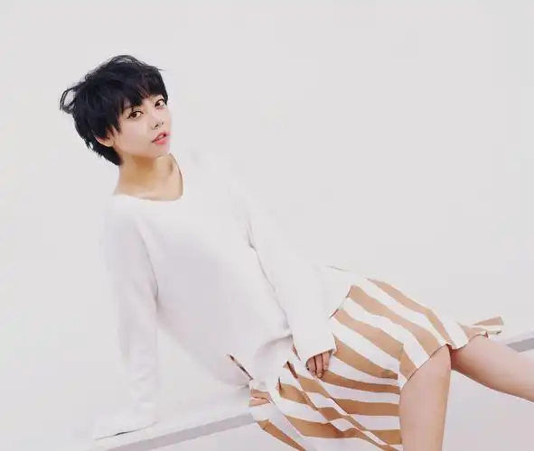 《非酋》原唱薛明媛上线 为爱应援《为你打call》