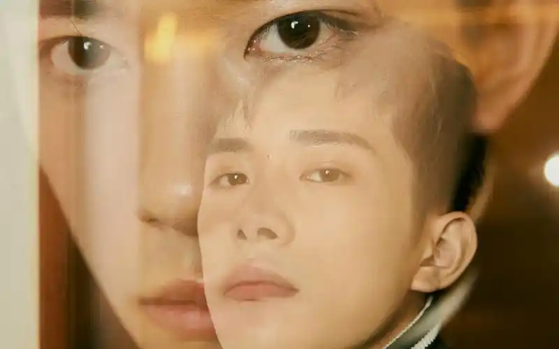 易烊千玺微博之夜图片桌面壁纸