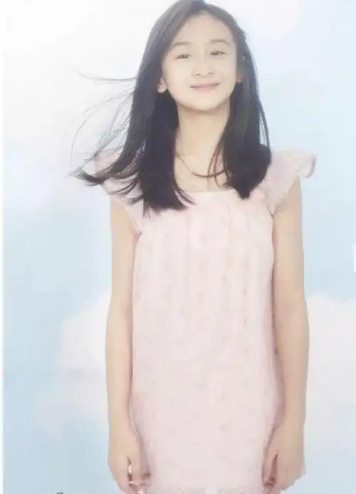 我很期待森碟长大后的样子呢,你们希望长大后的森碟加入娱乐圈吗?