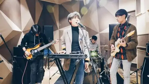 肆囍乐队隔壁团乐队理想后花园话不多说,让我们看看乐队阵容!