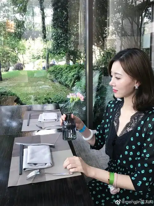 前国足球员范志毅的妻子晒出自己近日的日常生活照片