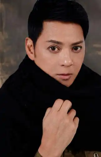 莫少聪单曲《神爱人》上线 演绎苦涩爱恋