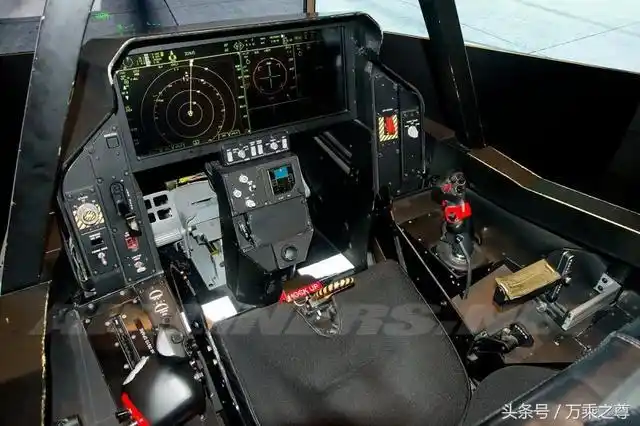 第五代战斗机中座舱设计最差的苏57附24种战机座舱进化对比