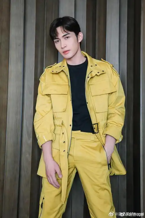 张彬彬|鲜肉|可爱_新浪新闻