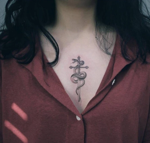 女生蛇纹身图集集性感妖娆与一身10