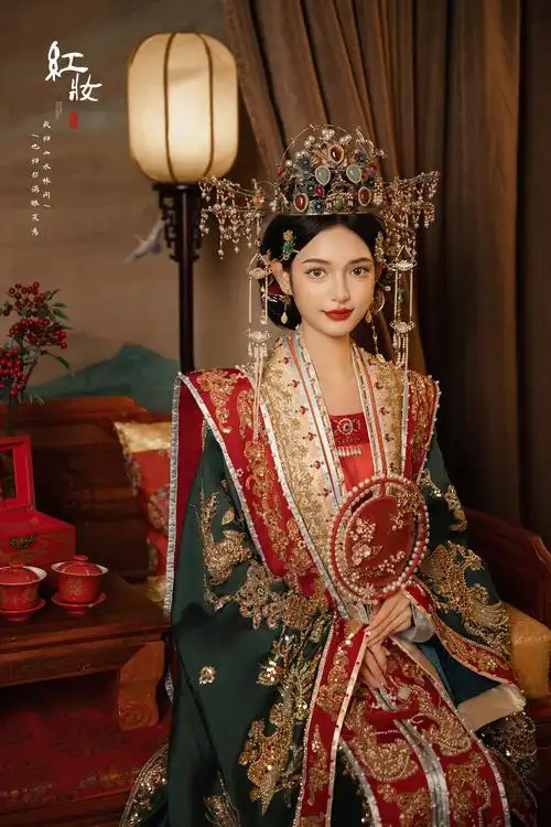 明媒正娶的画面有了🏮中式喜嫁汉服婚纱照