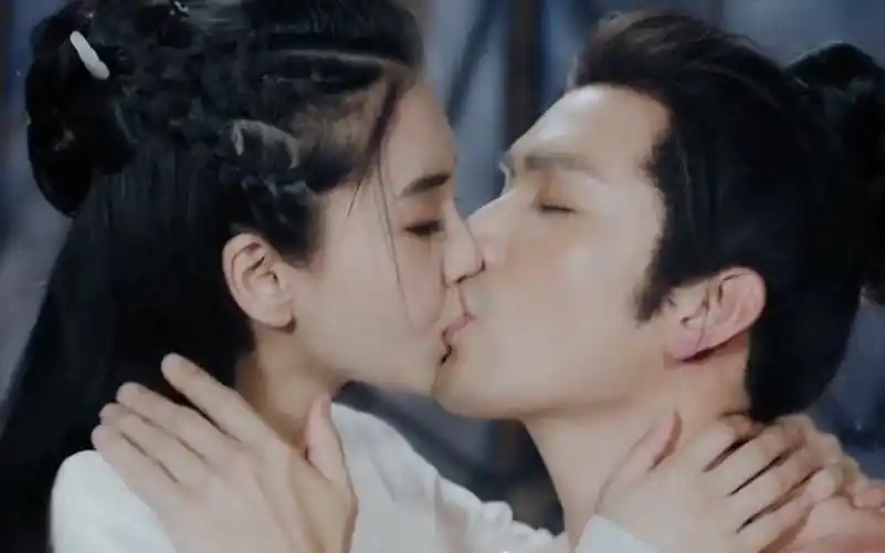[视频类型] 影视剪辑#必剪创作,吻戏,kiss,吻戏合集,angelababy,杨颖