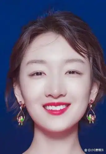 周冬雨晒健身照片说:不是眼睛小是闭眼了,周冬雨还是懂玩梗的