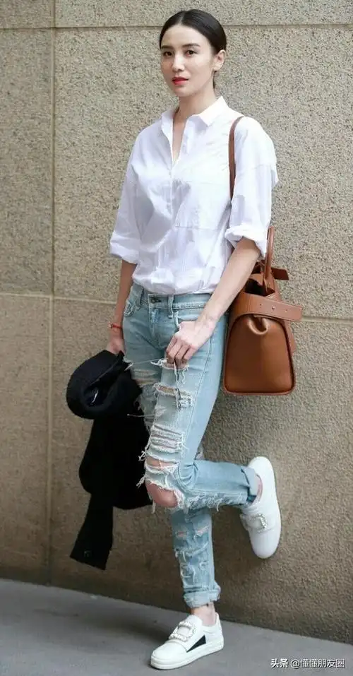 小宋佳示范夏季牛仔裤穿搭,学起来