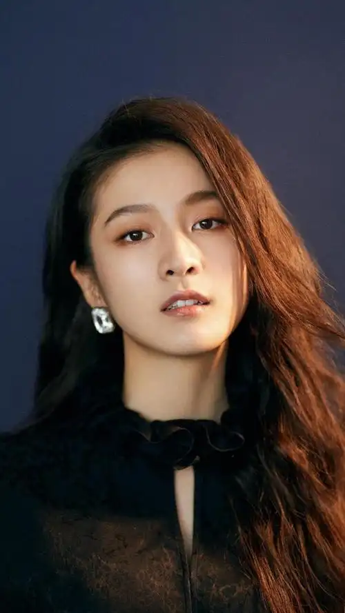 冷艳御姐张雪迎