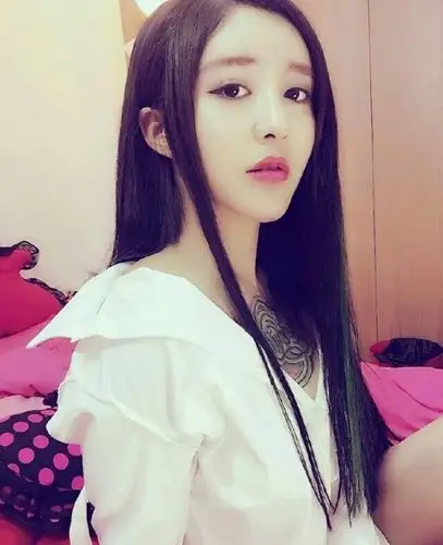 说这个女生是魏千雅,鹿晗深爱的女人你们信吗?