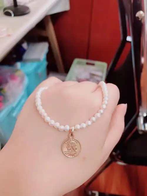 小珍珠女王牌项链