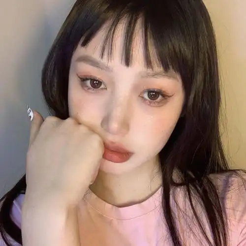 漂亮美女自拍头像