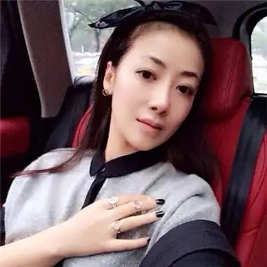 陈紫函头像图片精选