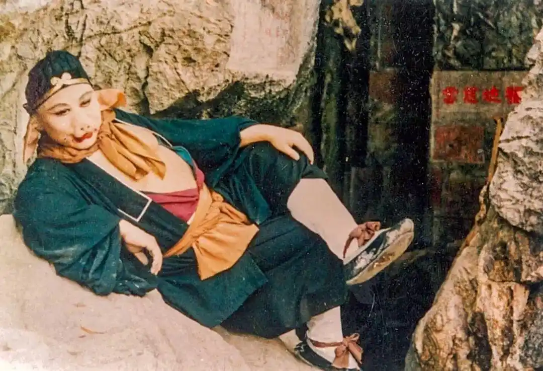 "86版《西游记》唐僧师徒助力第二届"中国猴山杯"猴王争霸!